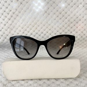 PRADA Black Cateye Sunglasses! Sold with original box, cleaning cloth, and case!